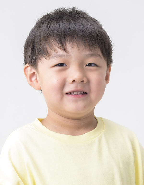 東京キッズモデル事務所【GRANDIA KIDS】あお